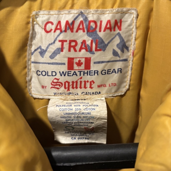 Vintage '70's Goose Down Vest, Canadian Trail, Made in Winnipeg, Men's Sm-Med - Picture 4 of 7